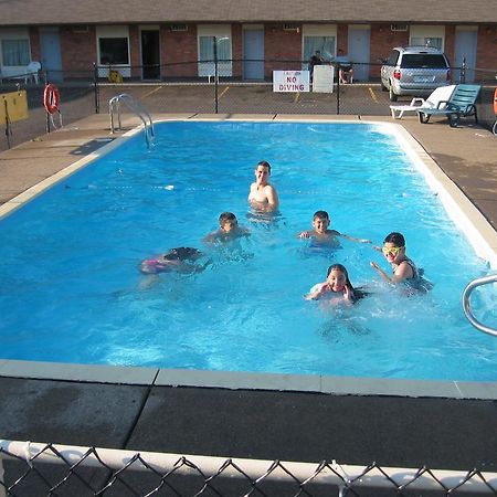 Caravan Inn Καταρράκτες του Νιαγάρα Εξωτερικό φωτογραφία